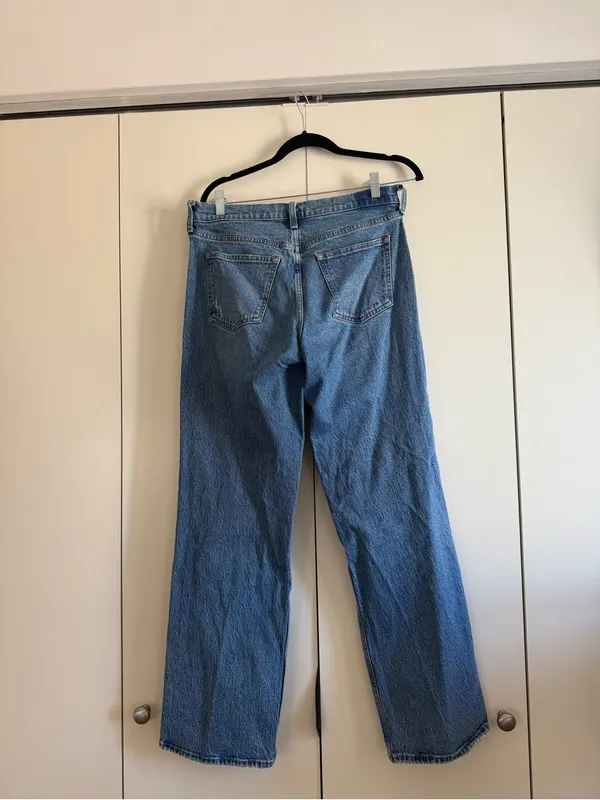 Abercrombie Low rise baggy in medium - Image 7