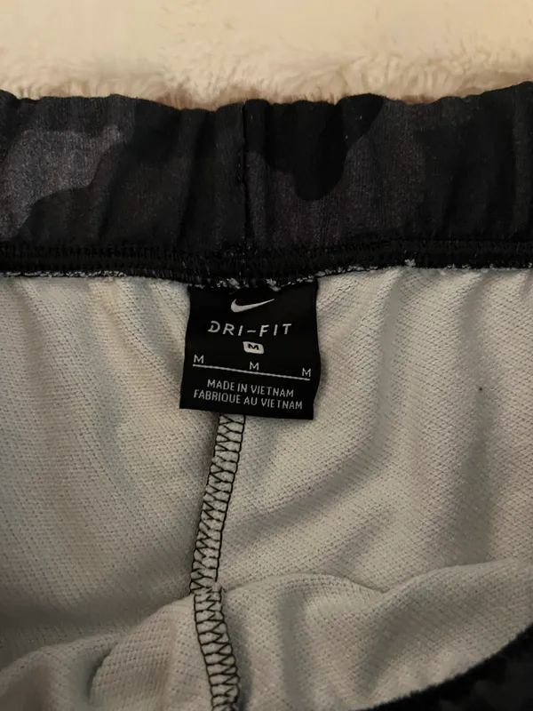 Nike Dri-Fit Camo Joggers - Image 3