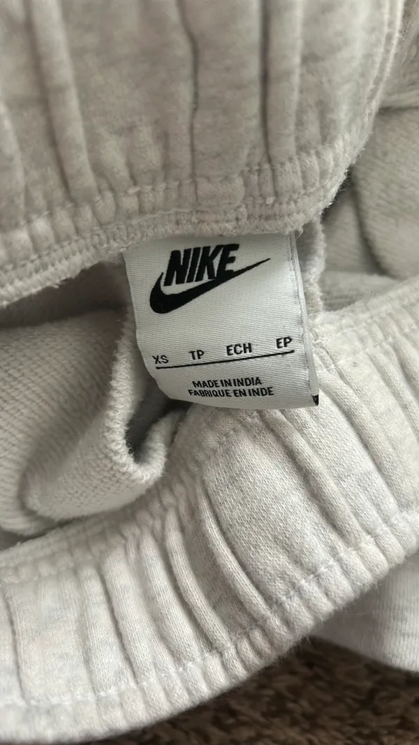 Nike Sweatshorts - Image 3