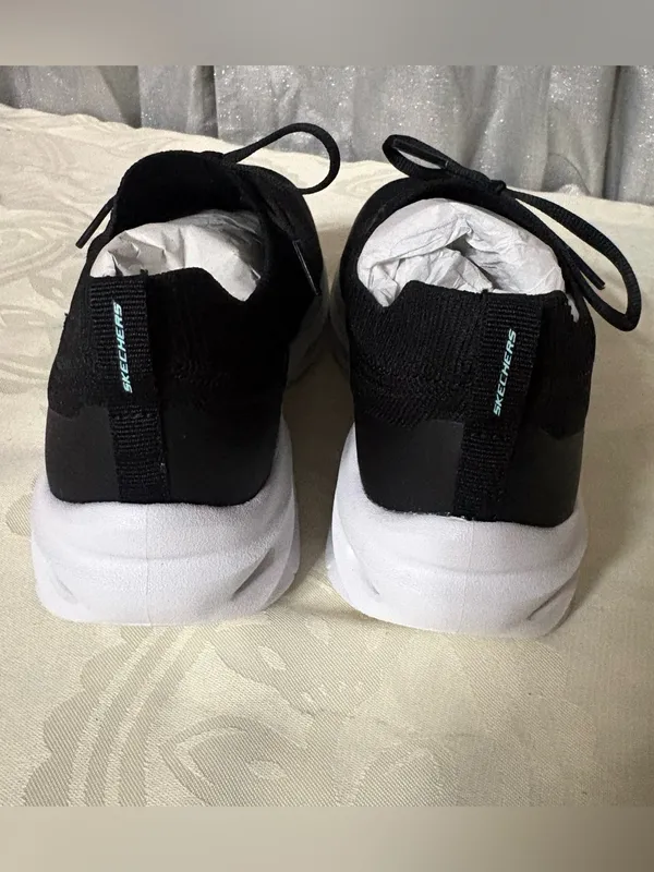 NWT- Skechers Women’s Black Knit Slip-On Sneakers with laces - Image 4