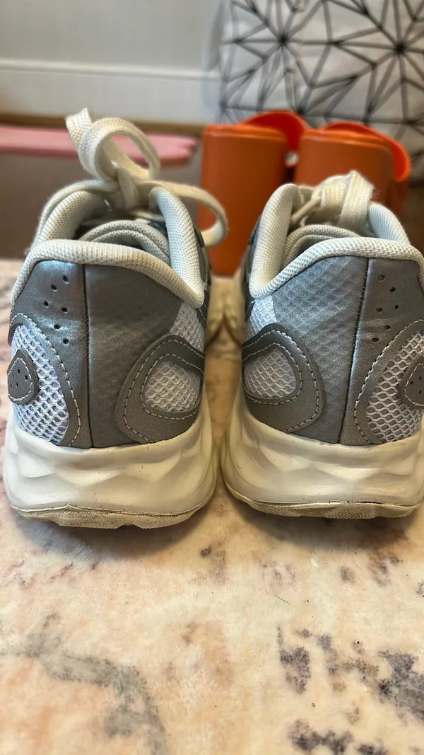 New Balance Sneakers - Image 6