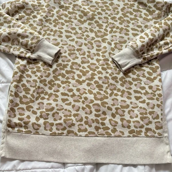 Aerie Womens Size Small Pullover Oversized Leopard Print Crew Neck Pink‎ Brown - Image 8
