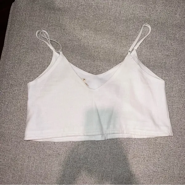 White Cropped Tank Top - Image 3