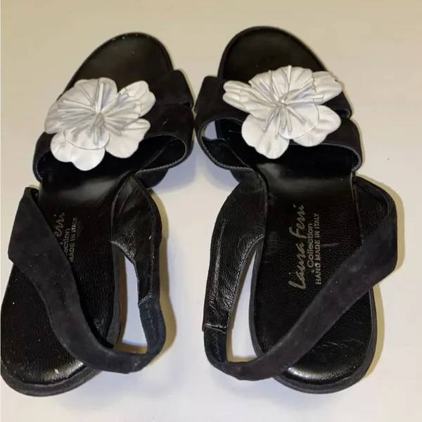 Laura Ferri black & white flower Shoes 7.5 - Image 3
