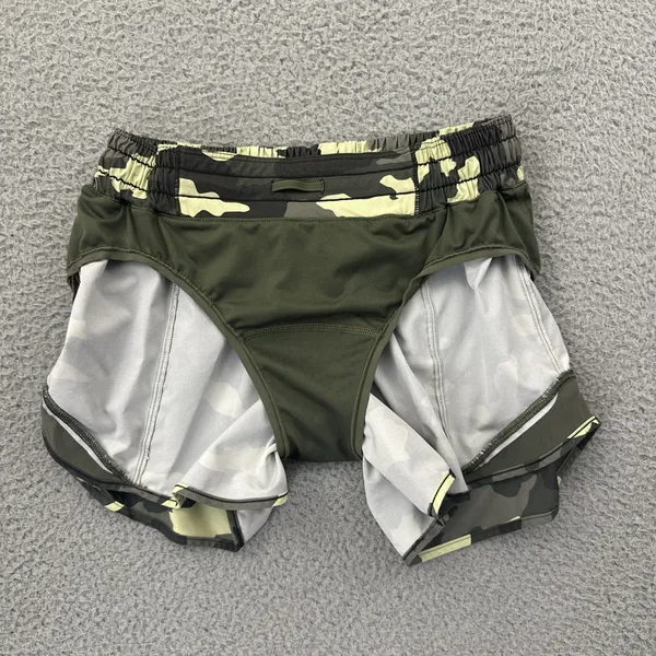 Lululemon Hotty Hot Low Rise Shorts 4" Heritage 365 Camo Green Athletic Women 6 - Image 3