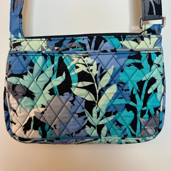Vera Bradley CAMOFLORAL Wallet Purse Adjustable 2016 VGUC Retired‎ - Image 5