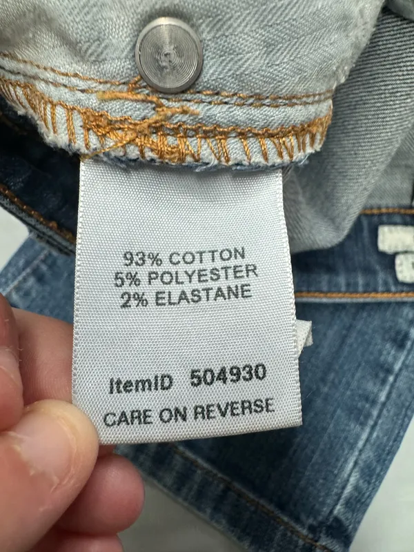 L.L. Bean Classic Fit Jeans Size 8 - Image 6