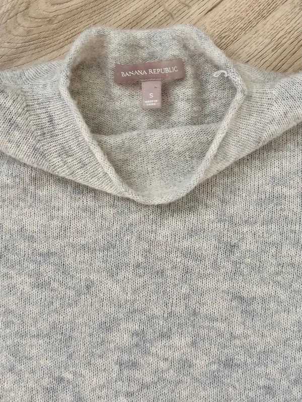 Banana Republic Merino Wool and Alpaca Blend Mock-Neck Sweater - Image 2