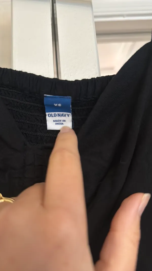 Old Navy Top - Image 3