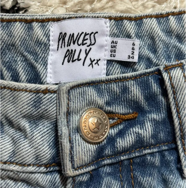 Princess Polly Light Wash Jean Shorts - Image 2