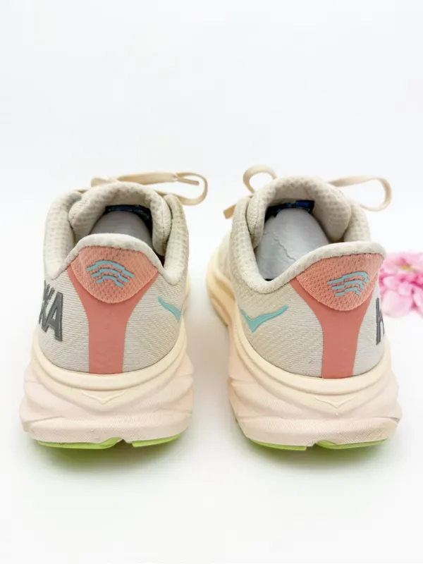 Hoka One One Clifton 9 Running Shoes Sneakers Vanilla/Astral - Image 7