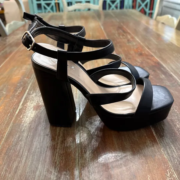 Y Not Y2K Black Platform Heels Size 9 - Image 3