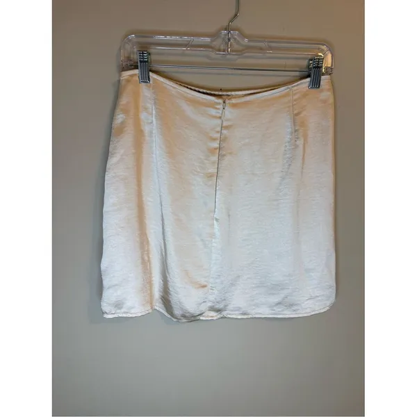 Motel Satin Ivory Mini Skirt Side Slit Y2K Size Small - Image 3