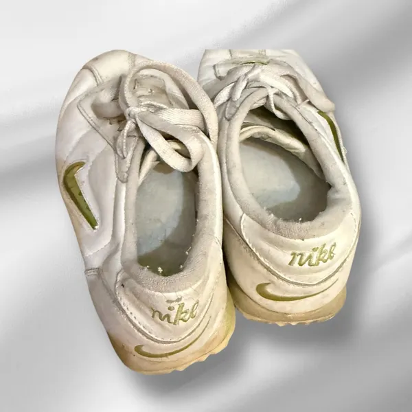 Nike White Athletic Shoes‎ - Image 4