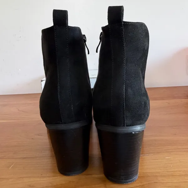 Torrid Black Faux‎ Suede Pointed Toe Ankle Boots Block Heel 10.5W GSWP8645-04 - Image 5