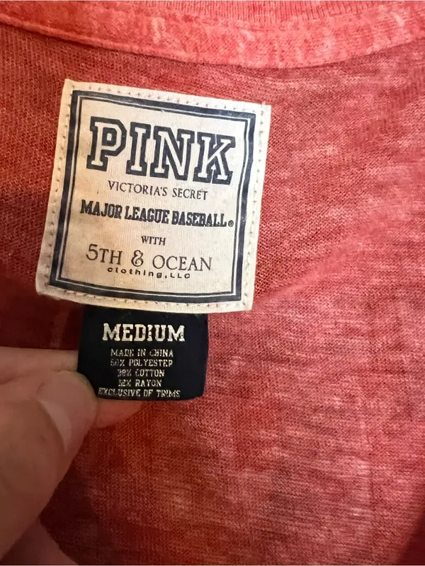 Y2K PINK Victoria's Secret Phillies Red Short Sleeve V Neck Tee Size Medium - Image 5