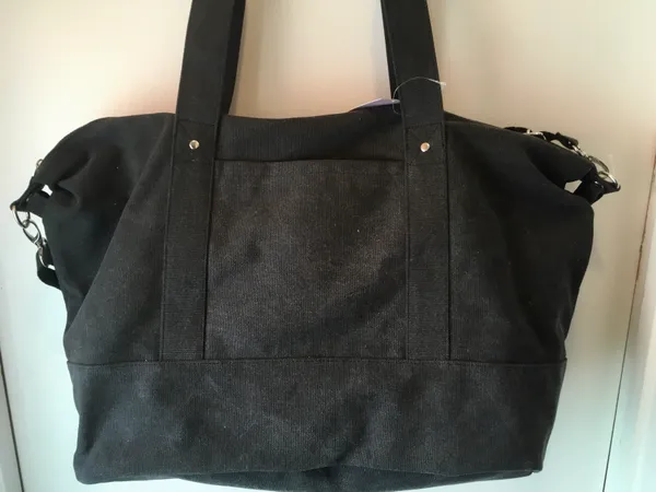 Large Canvas Bag Black - Image 3