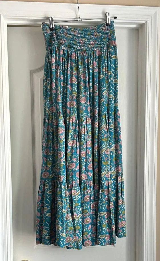 Natural Life Chic Floral Skirt in Blue and Pink Worn Once Small - Image 5