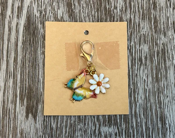 Handmade NWT Colorful Butterfly & Daisy Flower Charm For Handbag Jewelry etc - Image 2