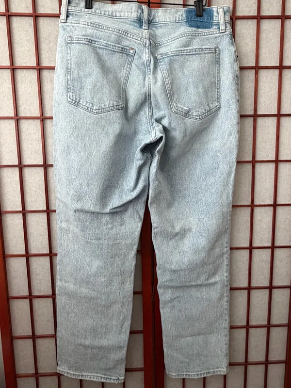 Abercrombie & Fitch curve love 90’s light wash jeans - Image 5
