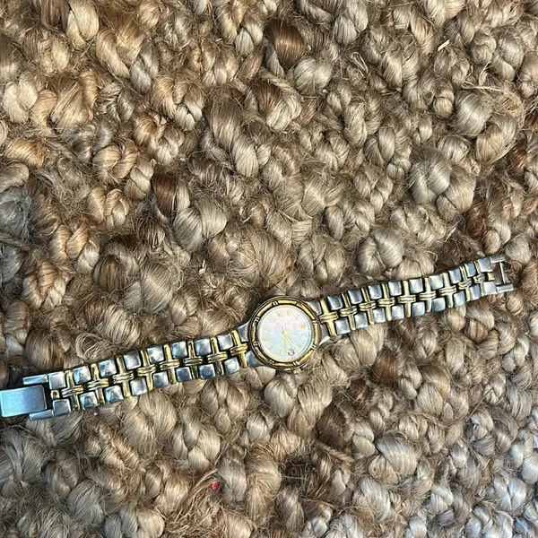 Bulova Women Watch Stainless Steel Gold Silver WR Battery White Date Quartz - Image 3