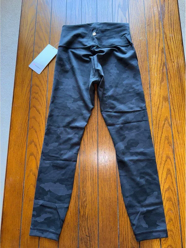 Lululemon Wunder Train High Rise 25” Heritage Camo Black Size 6 NWT - Image 2