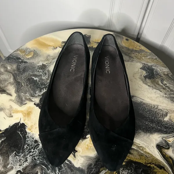 Vionic Cabello Pointed Toe Suede Flat - Image 3