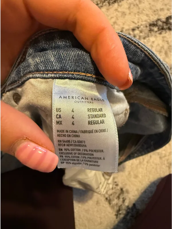 American Eagle Jeans - Image 3