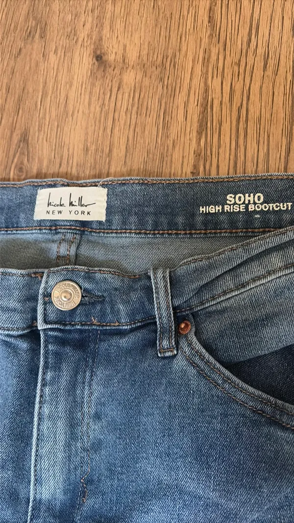 TJ Maxx Jeans Bootcut - Image 2
