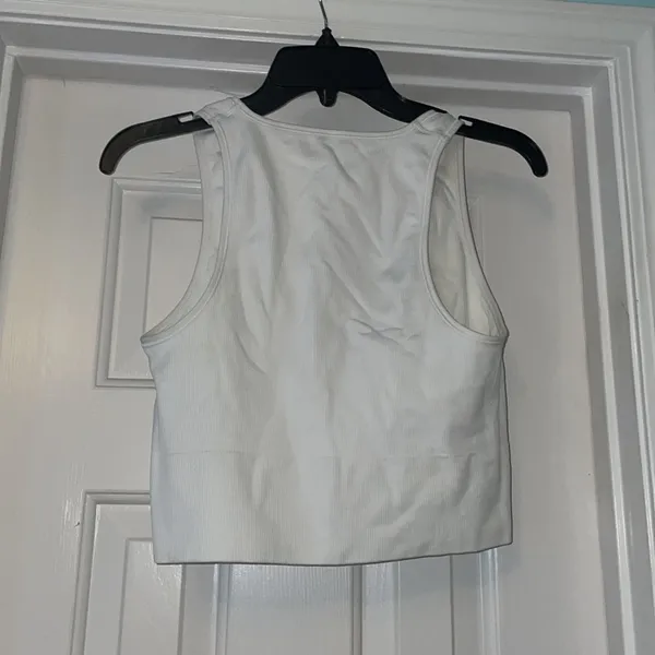 Athleta cropped tank - Image 3