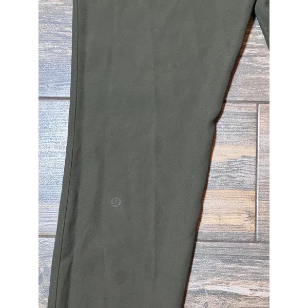 Lululemon On the Fly Woven Dark Olive Green Size‎ 6 Jogger Travel Leisure W5BM4S - Image 9