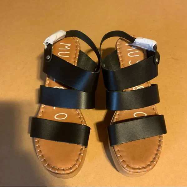 Musse And Cloud Black Leather "Frisa" Platform Sandals (10) - Image 9