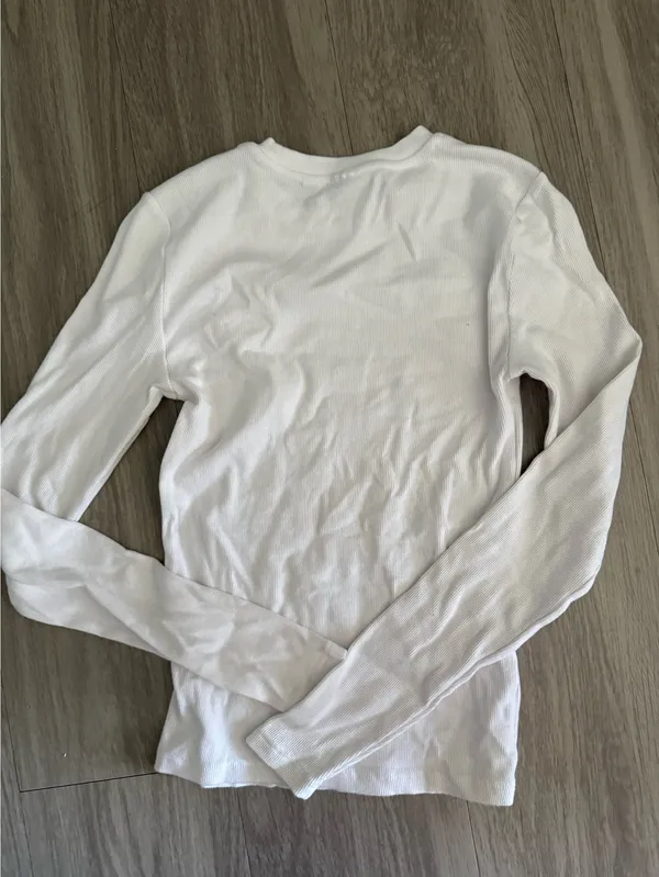 Aritzia Top - Image 3