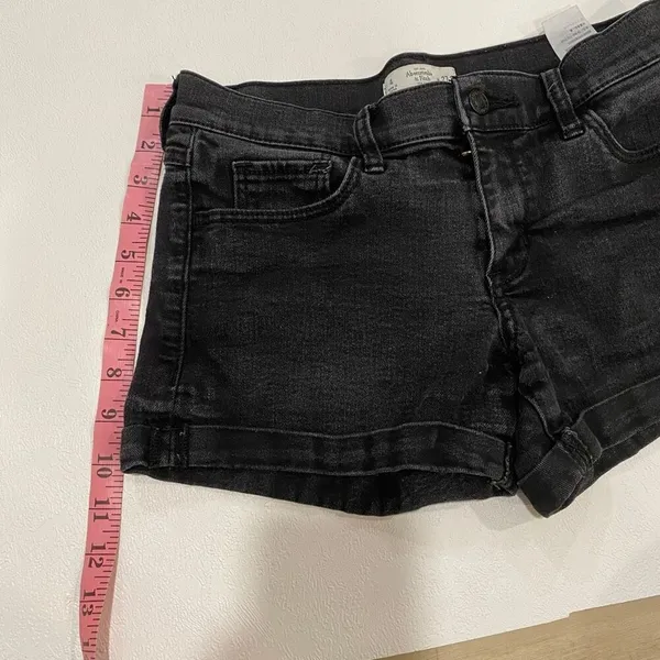 Abercrombie & Fitch Black Denim Cuffed Jean Shorts Size 4 / 27 - Image 5