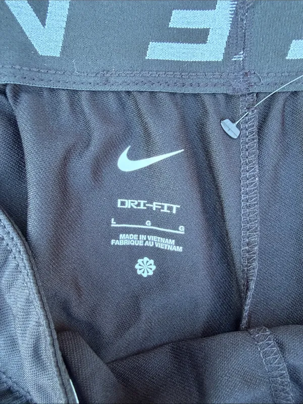 Nike Black Women's Athletic Shorts with Drawstring - Image 2