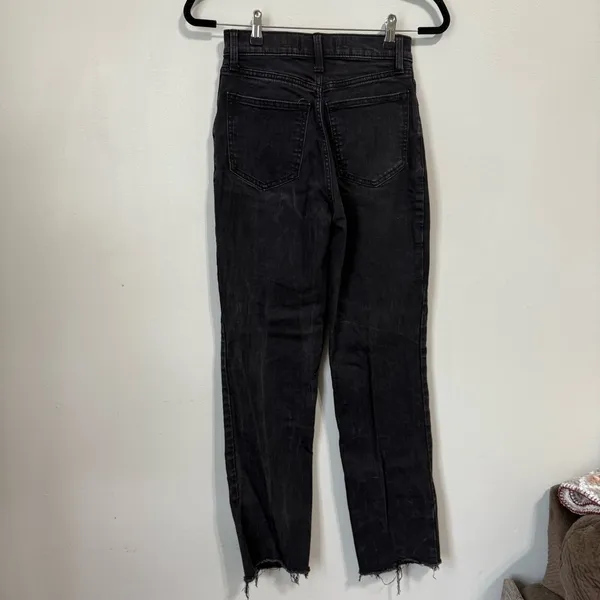Abercrombie and Fitch The 90s Straight Ultra High Rise Black Denim Jeans Sz 26 R - Image 6