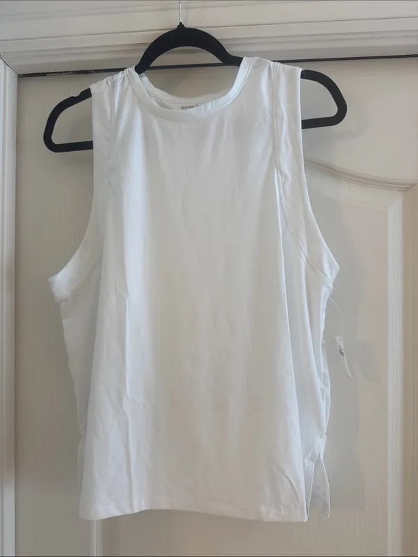 Old Navy CloudMotion Tank Top Large Tall Magnolia - Image 3