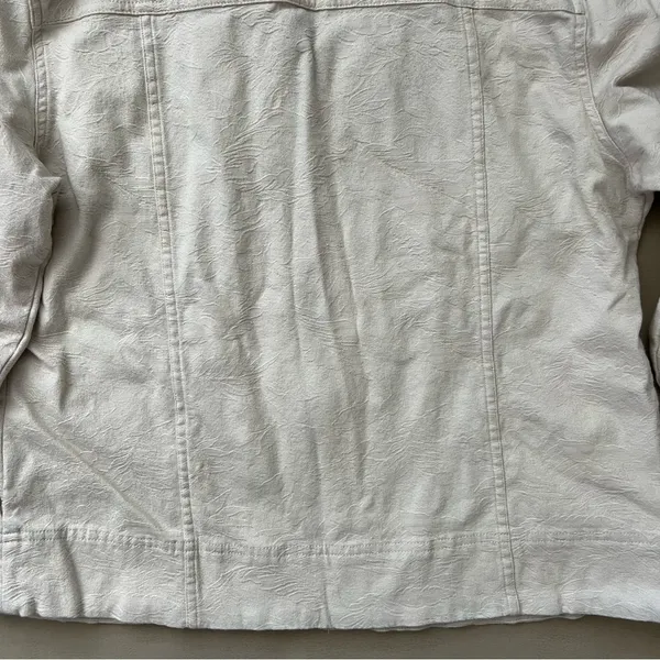 Christopher & Banks stretch textured lightweight jacket - Image 9