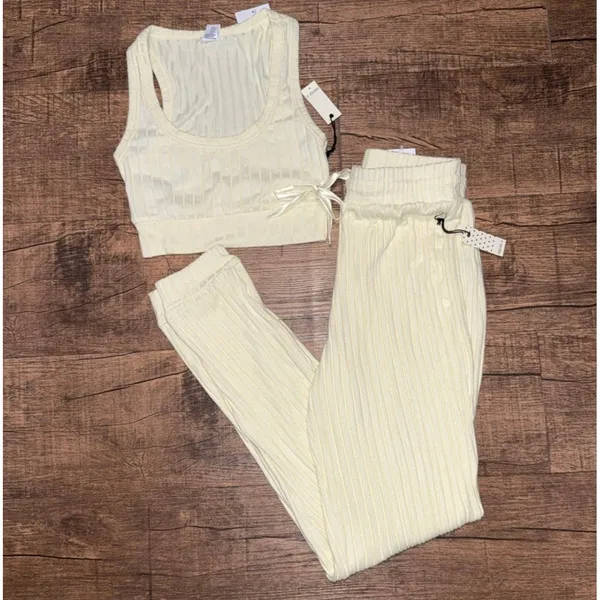 Forever 21 Coquette baby butter yellow lounge set - Image 2