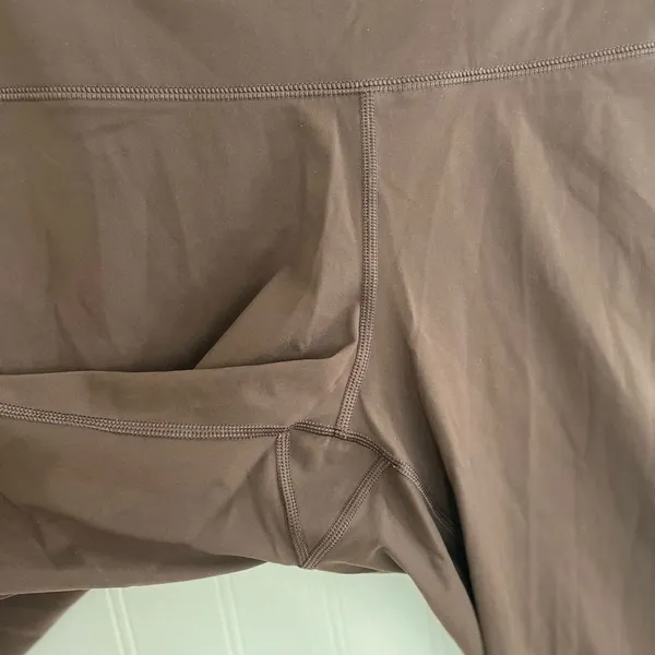 EVERLANE The Perform Ankle 7/8 Length Legging in Bitter Chocolate Brown Size M - Image 8