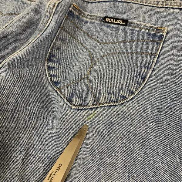 Rollas Classic Straight Jeans Light Wash High‎ Rise Regular Fit 24 Vintage - Image 6