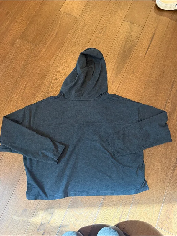 Girlfriend Collective Reset Cropped Hoodie in Navy Blue Size Medium - C11-710 - Image 6