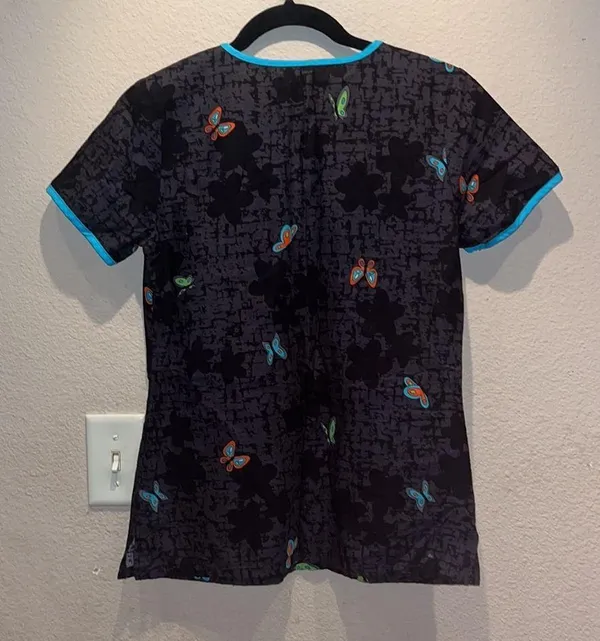 Disney Winnie the Pooh Tigger Scrubs Uniform Medical Top Size XS - Image 8