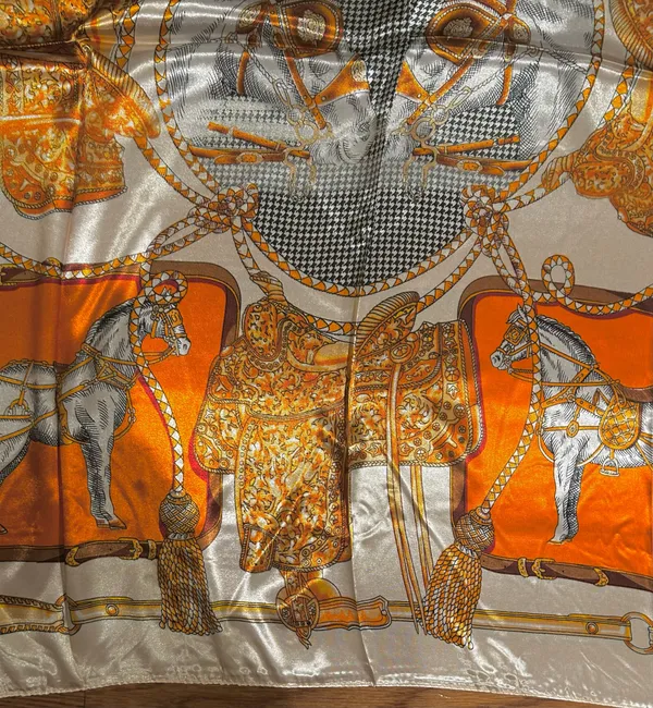 VINTAGE Equestrian ivory/ORANGE Horses&Tassels Print silky Scarf 35’/35’ - Image 2