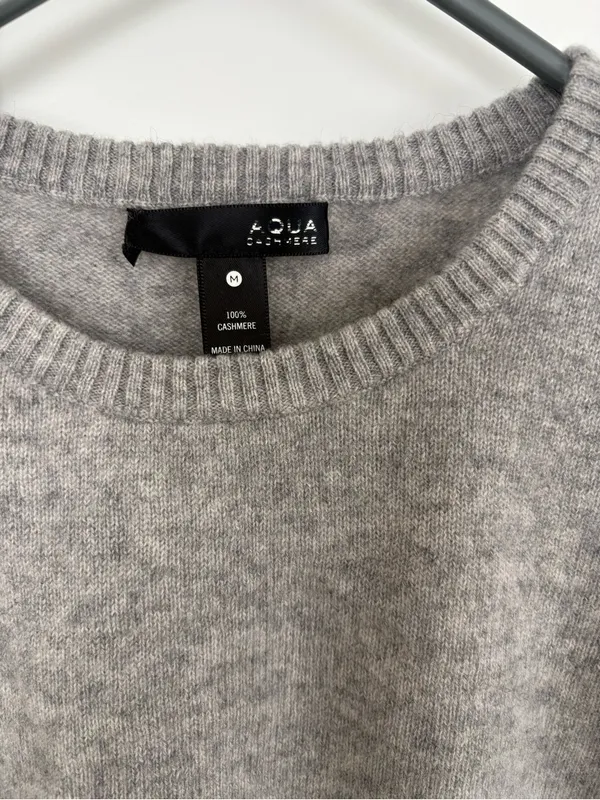 Aqua Cashmere Gray Black Star Sleeve 100% Cashmere Crew Neck Sweater Medium - Image 2