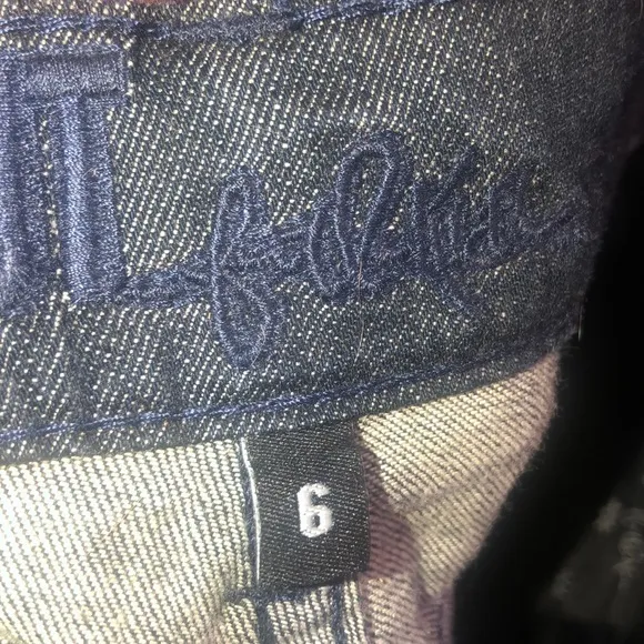 KUT from the Kloth dark blue flare jeans - Image 7