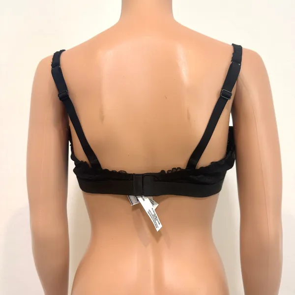 PINK Victoria’s Secret medium Wink unlined lace scoop bra BC 3302 - Image 4