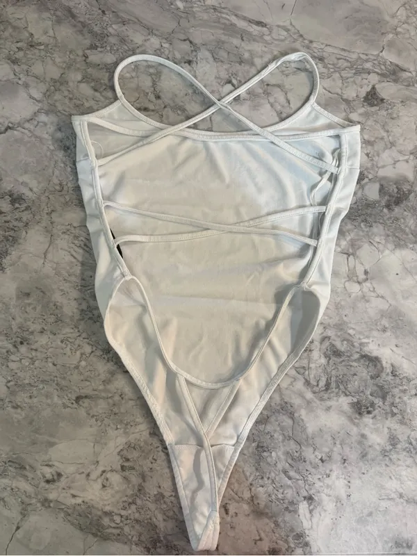 Princess Polly White Crossback Stretch Bodysuit - Image 2
