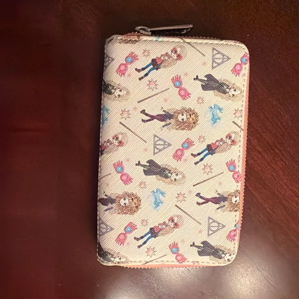 Loungefly Harry Potter Wallet - Image 3