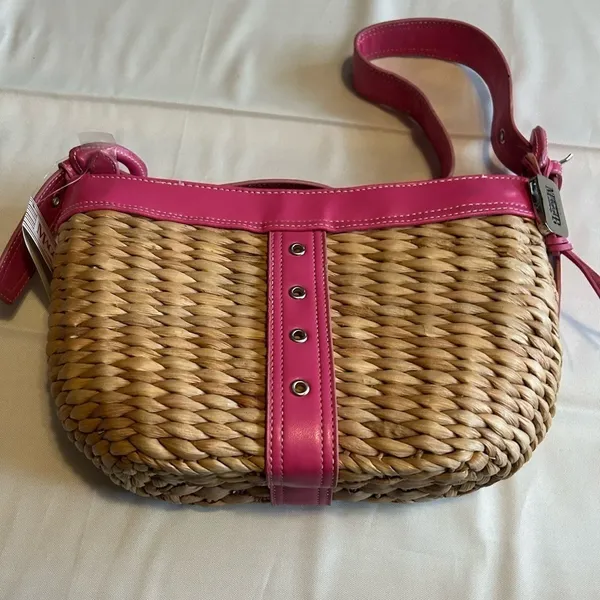 NWT Maggie B St Topaz Hobo Woven Straw Basket Shoulder Bag Fuchsia Pink - Image 6